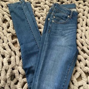 Medium dark skinny jeans